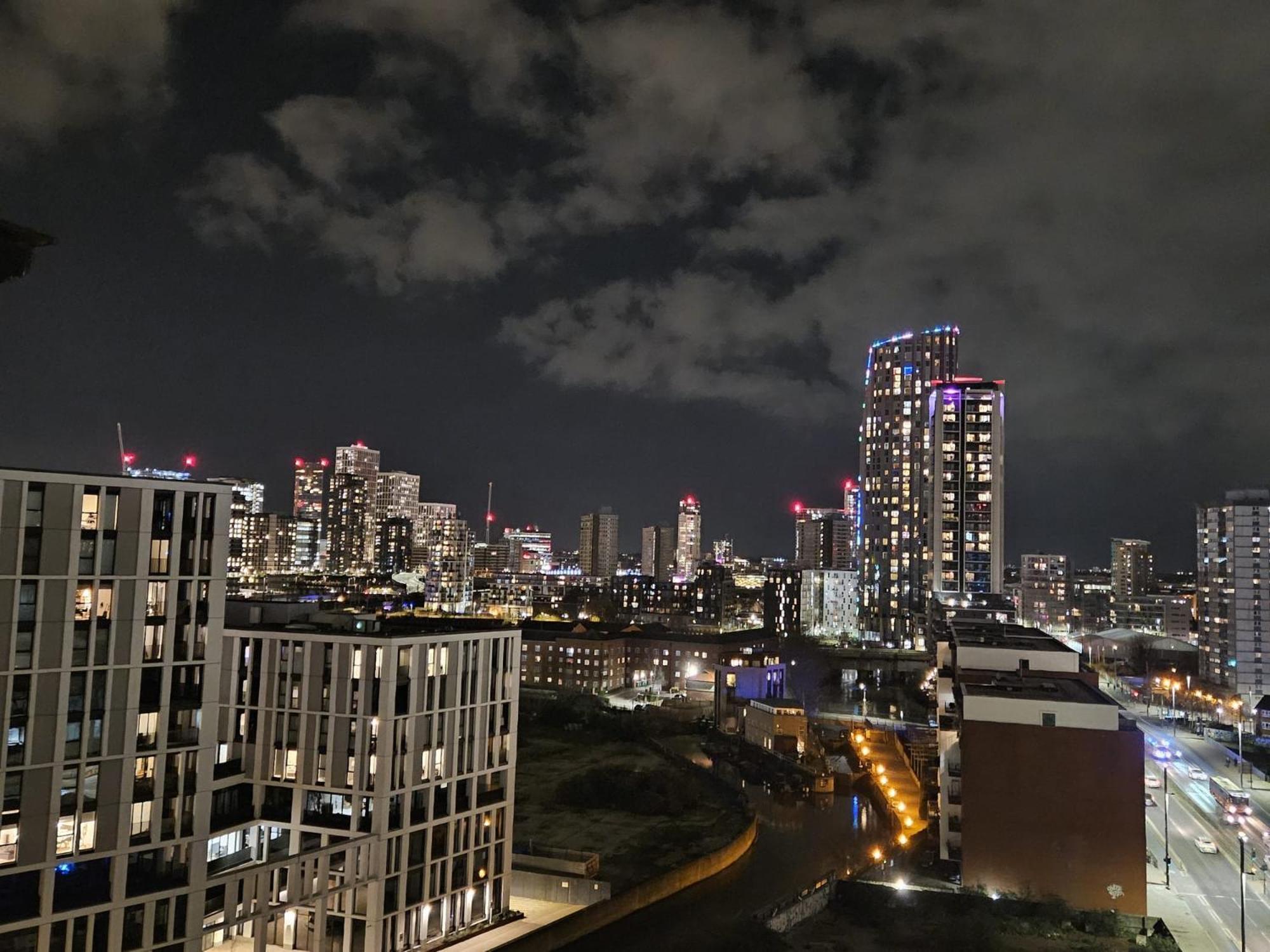 Abba Corner Apartment ลอนดอน ภายนอก รูปภาพ